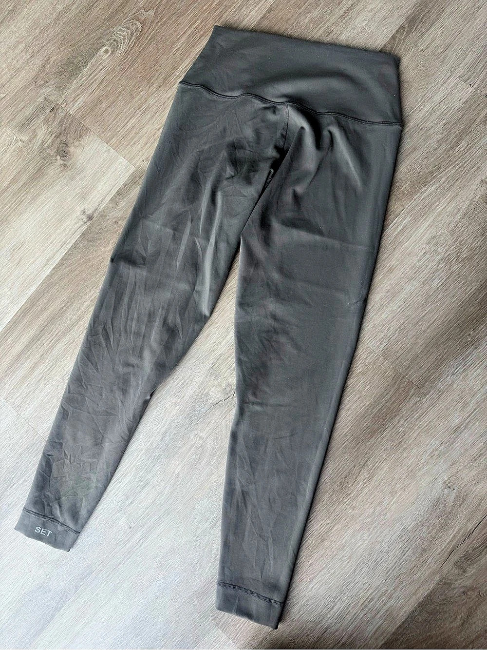 SET Active Luxform Leggings in Sparrow | Like New - Picture 1 of 4